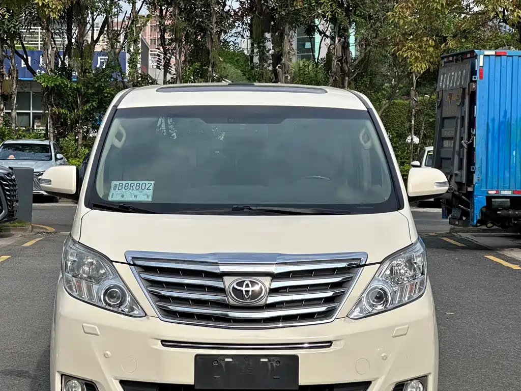 Toyota Alphard 2013 — фото 2