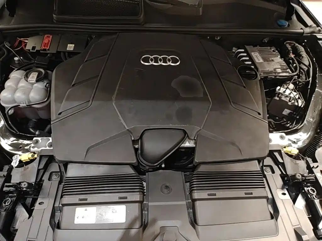Audi Q7 2021 — фото 20