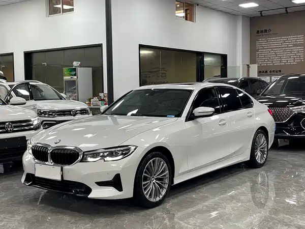 BMW 3 Series 2022