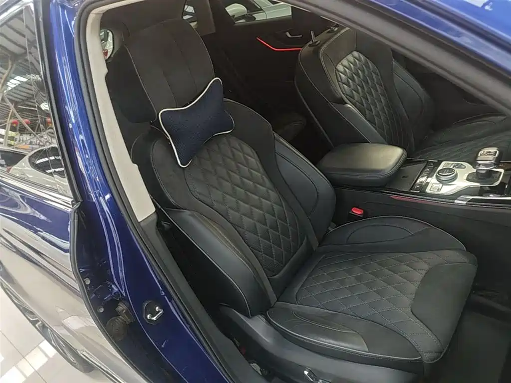 Hongqi HS5 2019 — фото 20