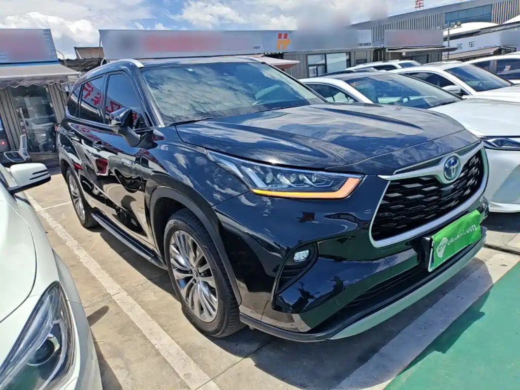 Toyota Highlander 2021