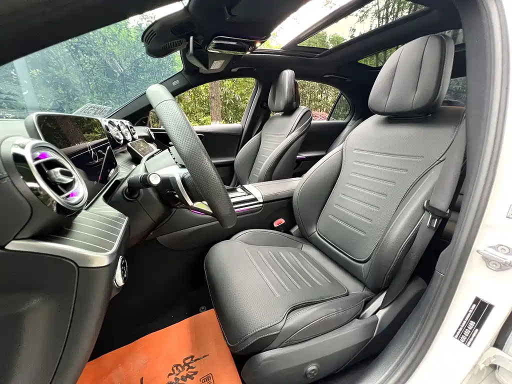 Mercedes-Benz C-Class 2023