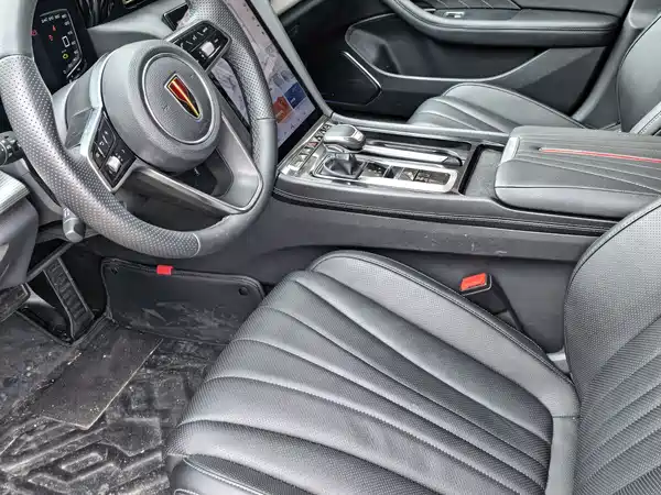 Hongqi H5 2023
