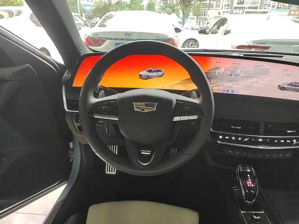 Cadillac CT5 2025 — фото 11