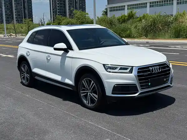 Audi Q5L 2021