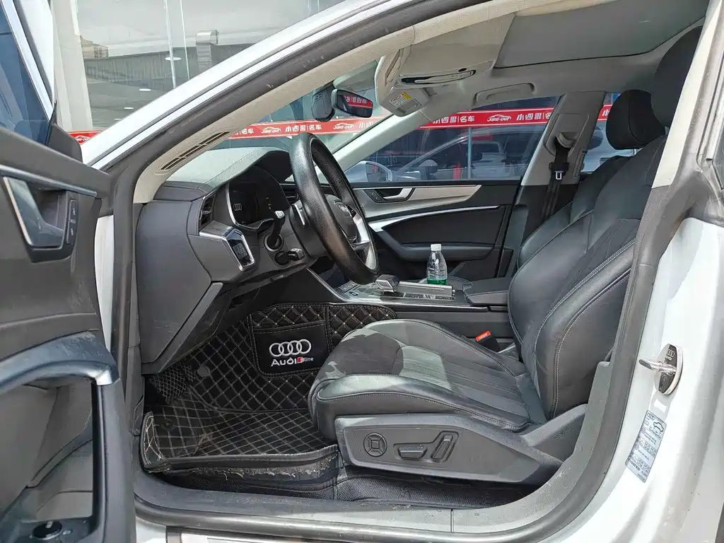 Audi A7L 2023 — фото 7