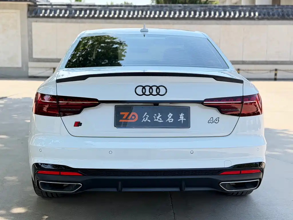 Audi A4L 2024 — фото 14
