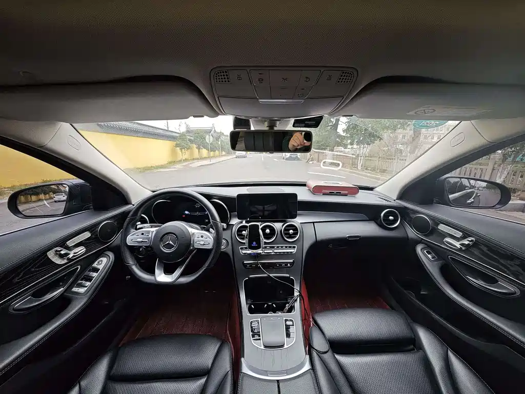 Mercedes-Benz C-Class 2020 — фото 13