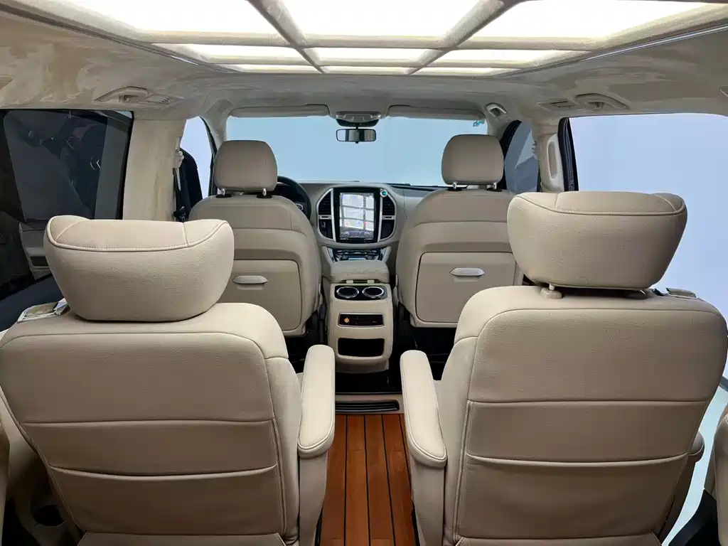 Mercedes-Benz Vito 2018 — фото 12