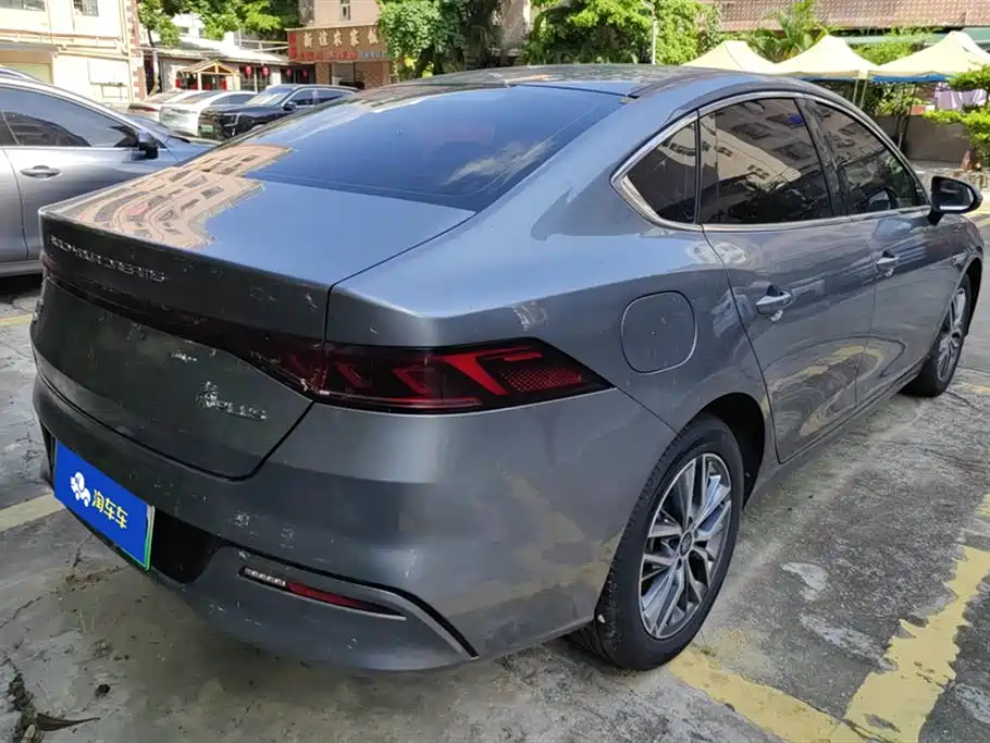 BYD Qin PLUS 2023 — фото 3