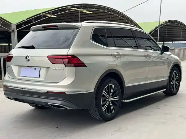 Volkswagen Tiguan L 2017