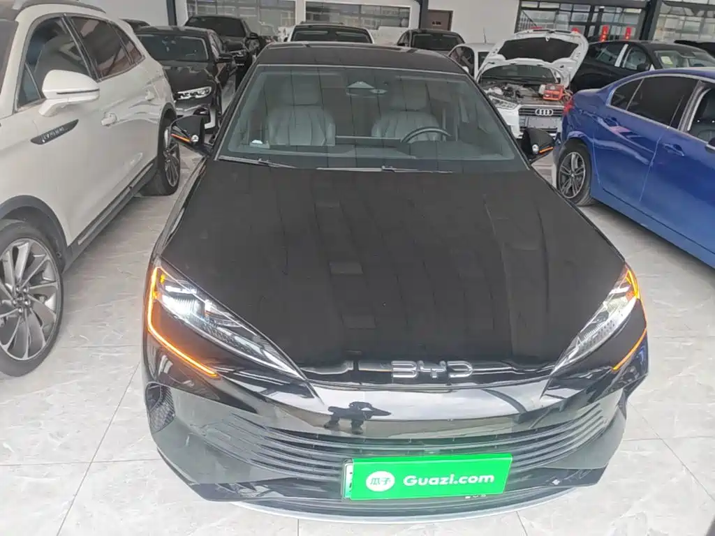 BYD Seal 07 DM-i 2025 — фото 3