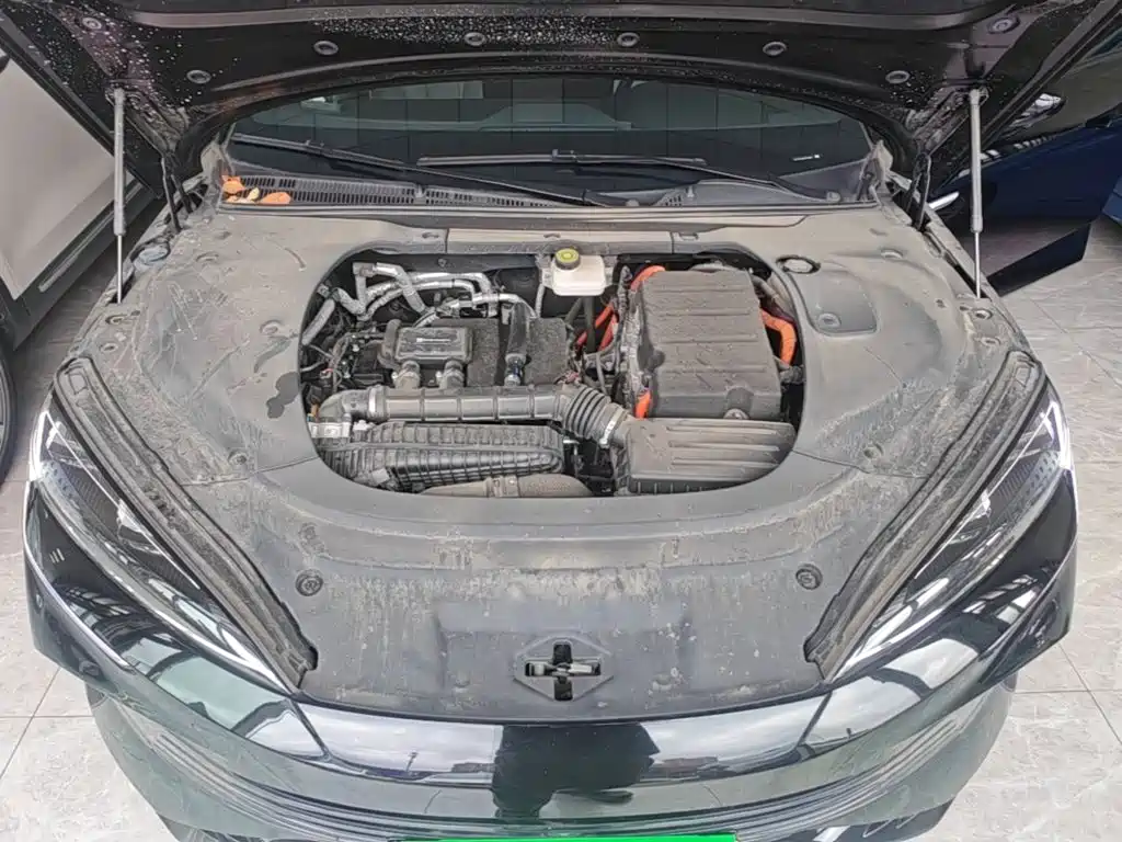 BYD Seal 07 DM-i 2025 — фото 20