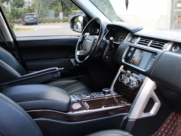 Land Rover Range Rover 2014