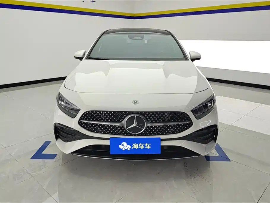 Mercedes-Benz A-Class 2023 — фото 2
