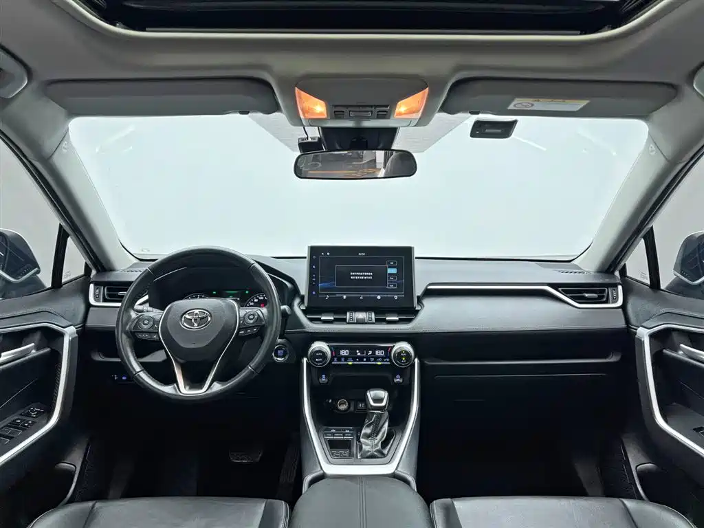 Toyota Wildlander 2023 — фото 20