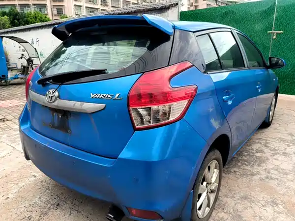 Toyota Yaris L 2014