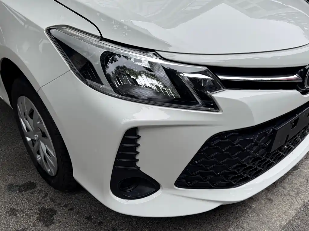 Toyota Vios FS 2022 — фото 22