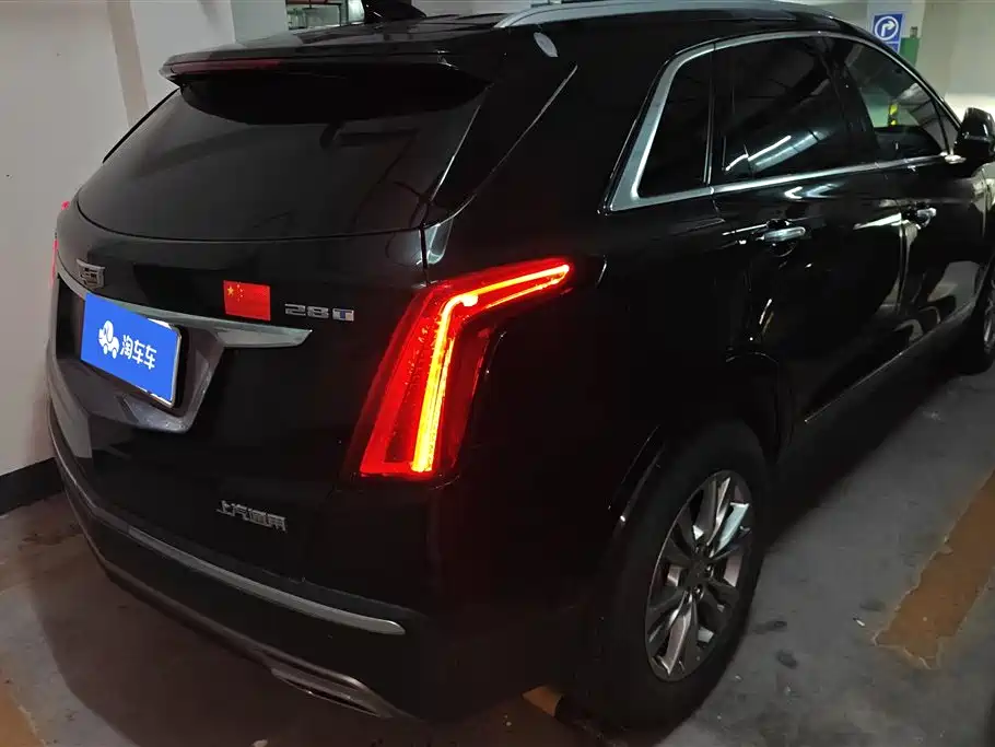 Cadillac XT5 2022 — фото 3