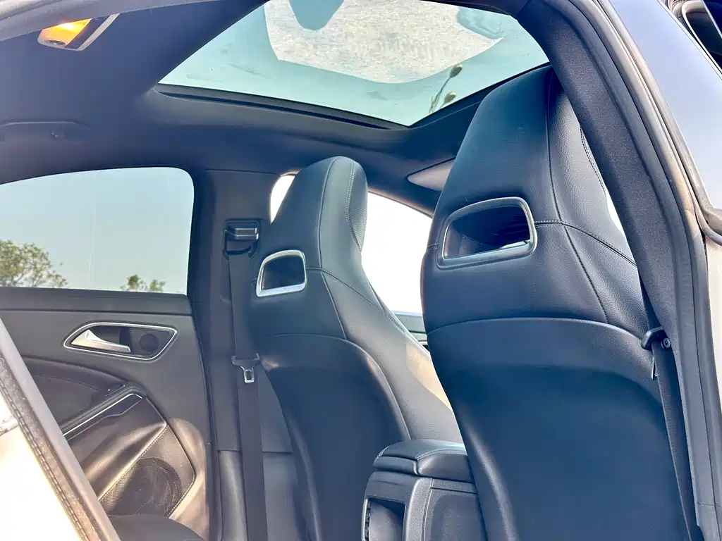 Mercedes-Benz CLA 2017 — фото 29