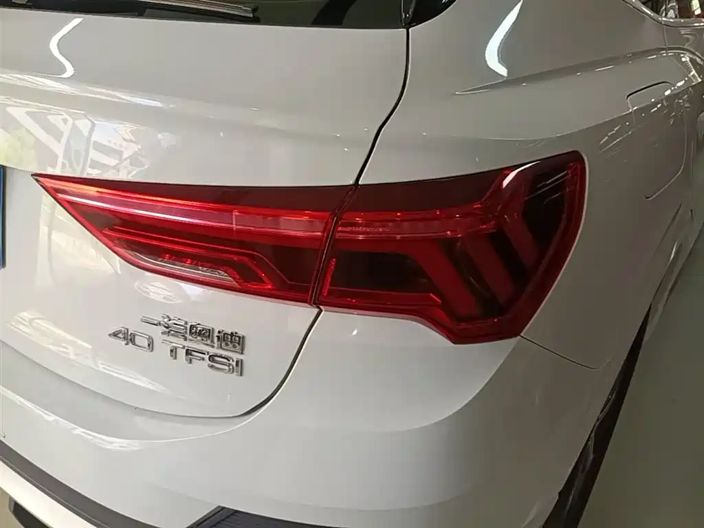 Audi Q3 Sportback 2021 — фото 8