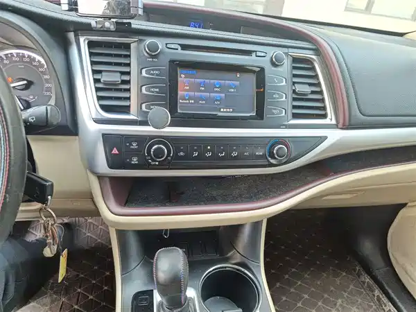 Toyota Highlander 2017