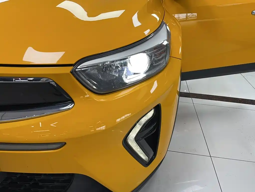 Kia KX1 2019 — фото 23