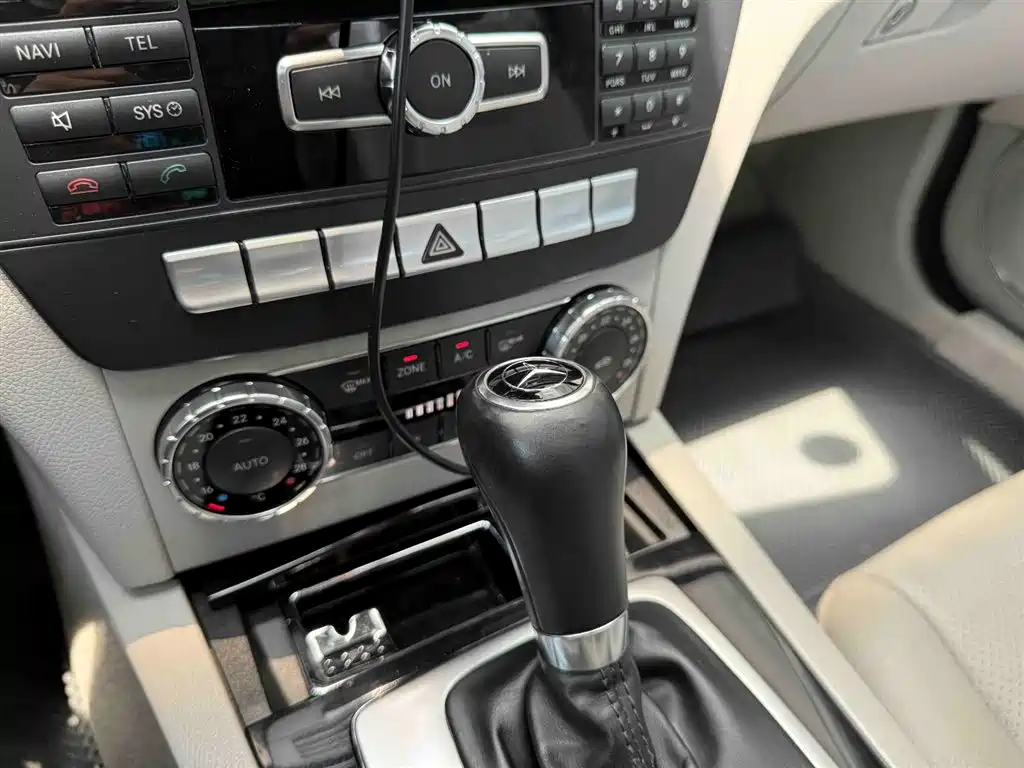 Mercedes-Benz C-Class 2013 — фото 12