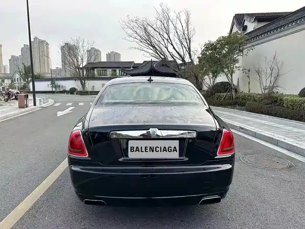 Rolls-Royce Ghost 2012