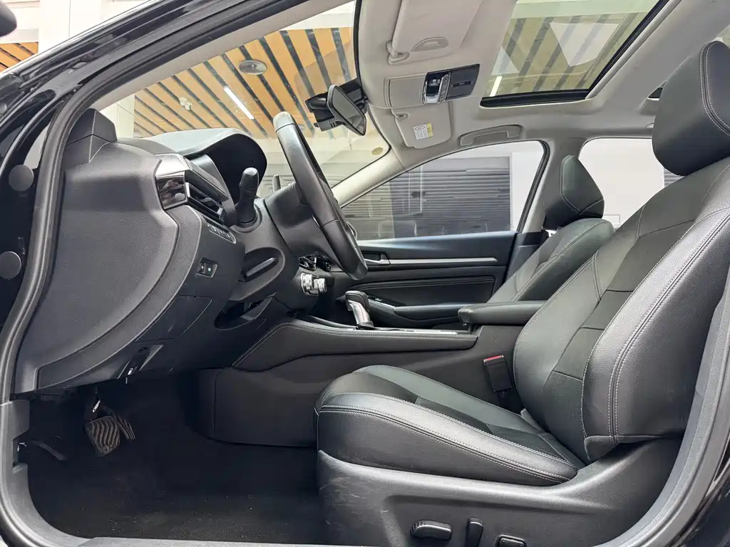 Nissan Teana 2023 — фото 10
