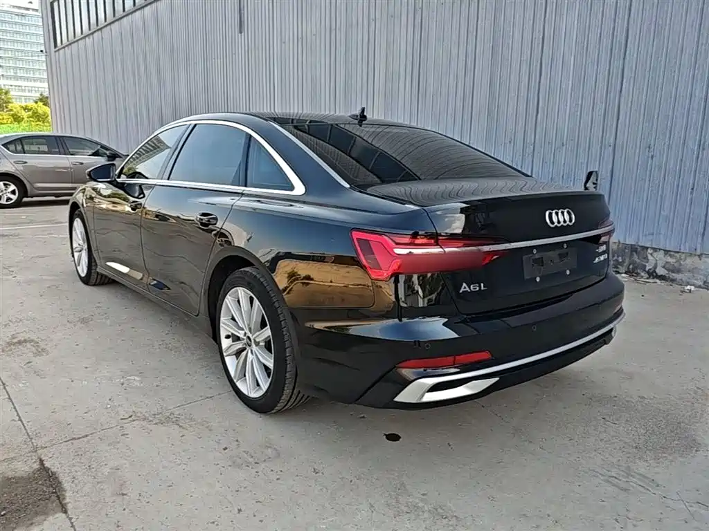 Audi A6L 2023 — фото 5