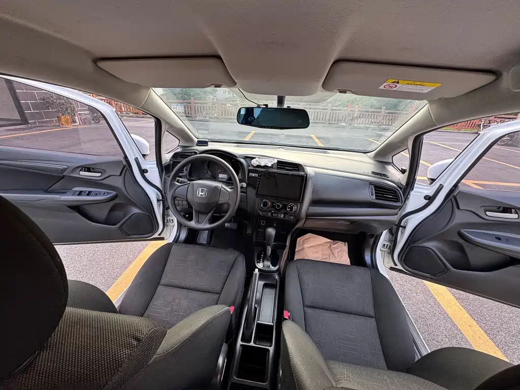 Honda Fit 2019 — фото 9