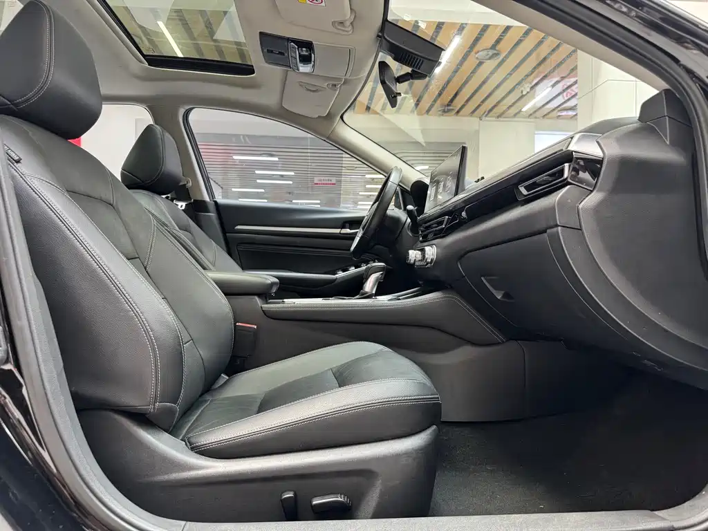 Nissan Teana 2023 — фото 15