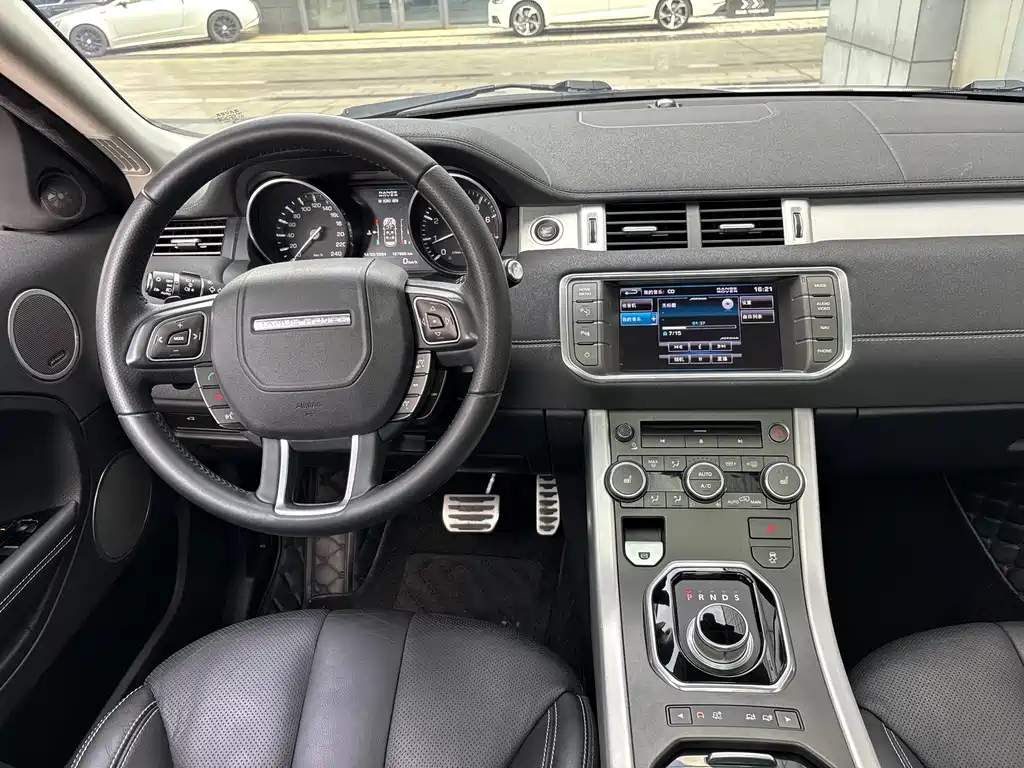 Land Rover Evoque 2014 — фото 29