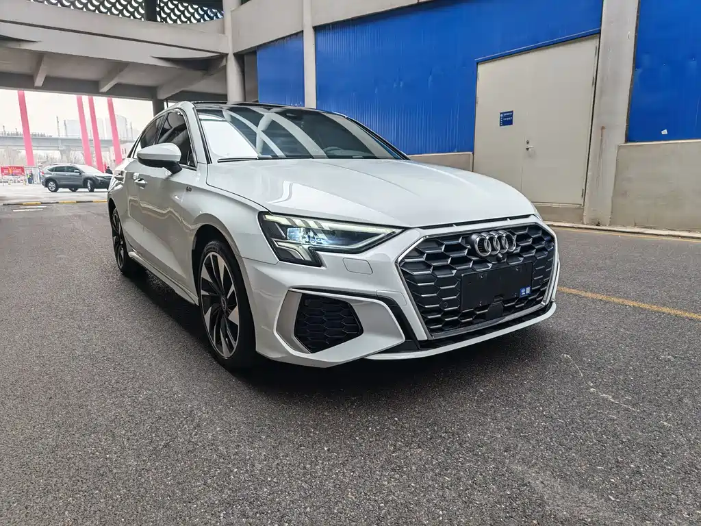 Audi A3 2022 — фото 3