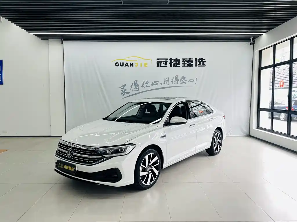 Volkswagen Sagitar 2023