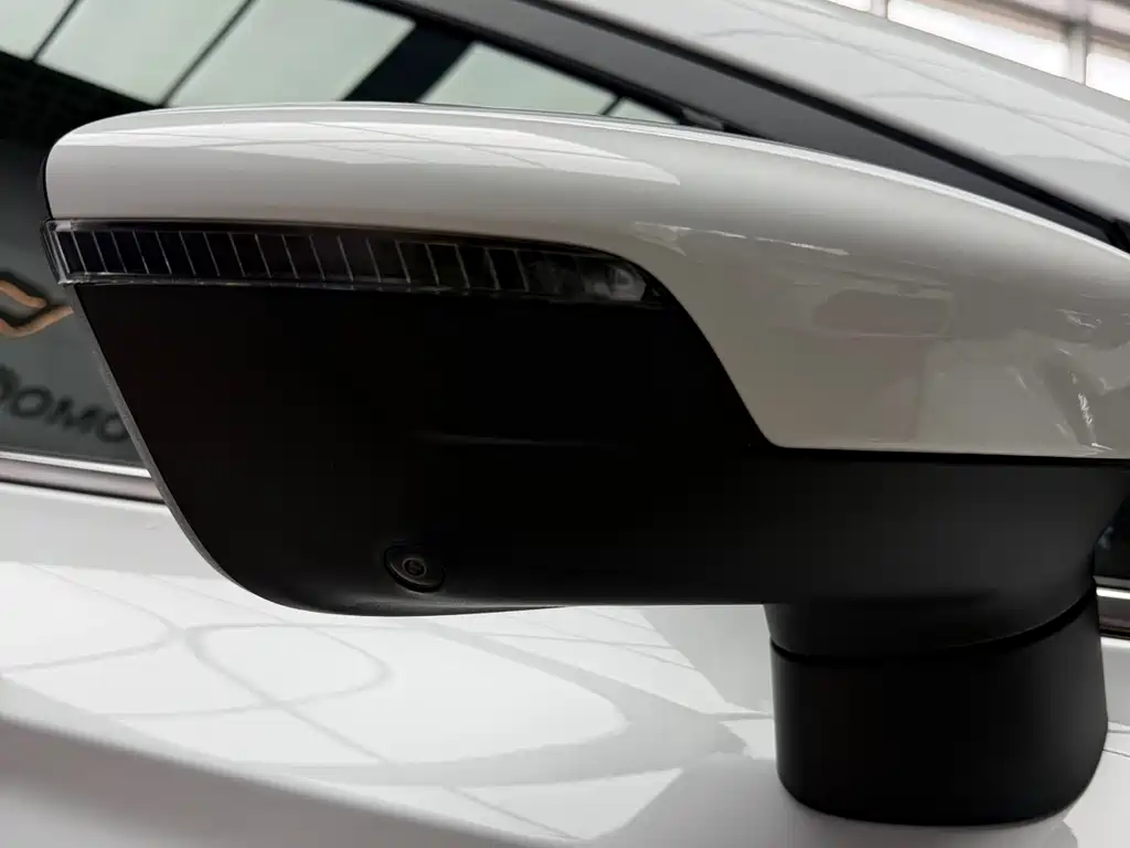 Geely Emgrand S 2022