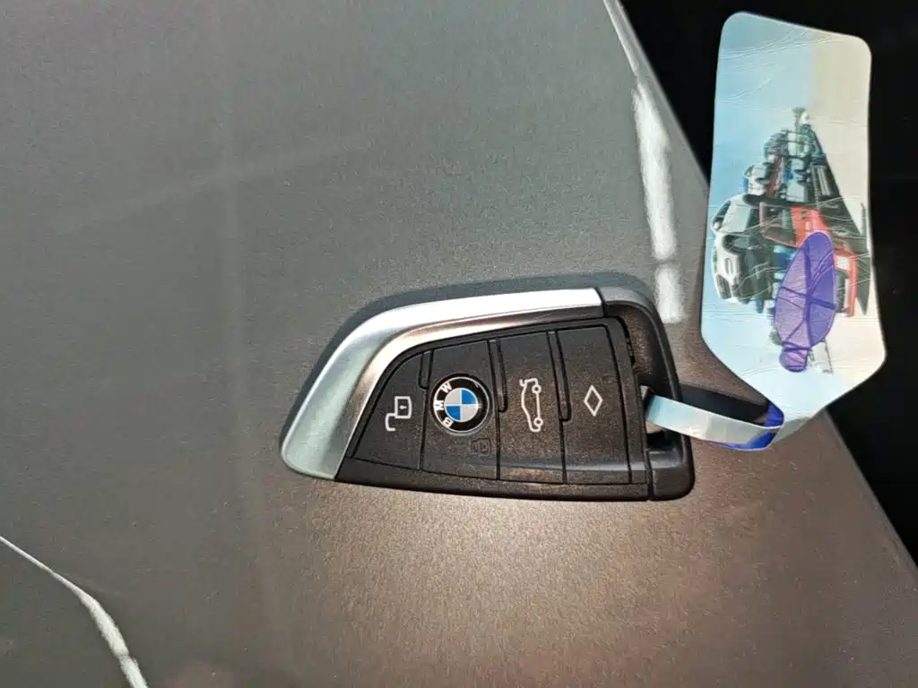 BMW i3 2024 — фото 9