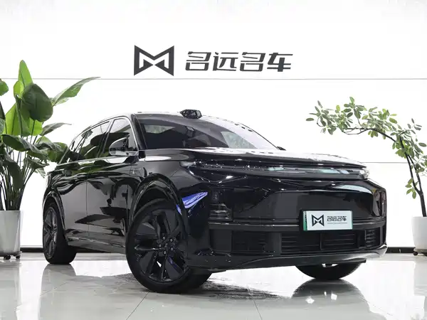 Li Auto L7 2025