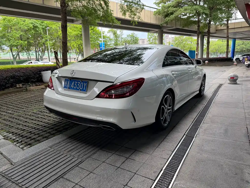 Mercedes-Benz CLS 2016 — фото 4