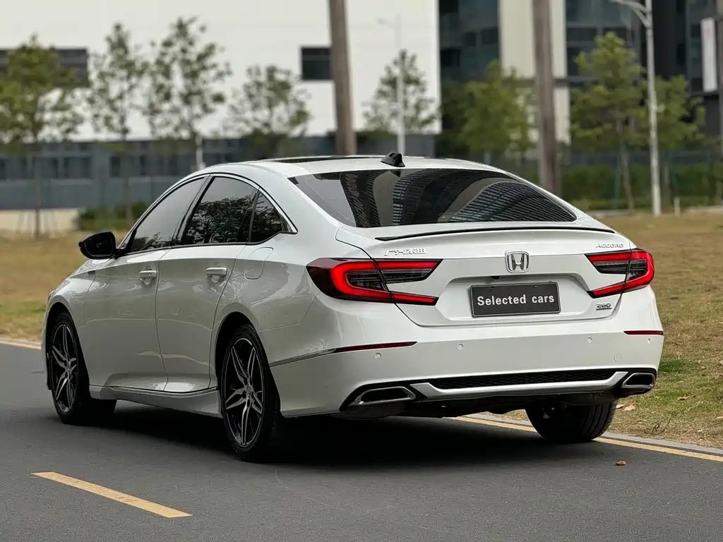 Honda Accord 2023 — фото 7