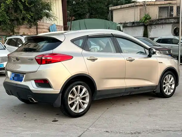 Geely Emgrand GS 2017