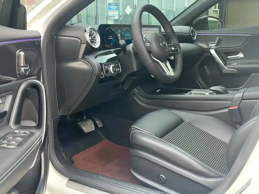 Mercedes-Benz A-Class 2022