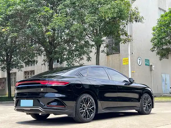 BYD Han 2024