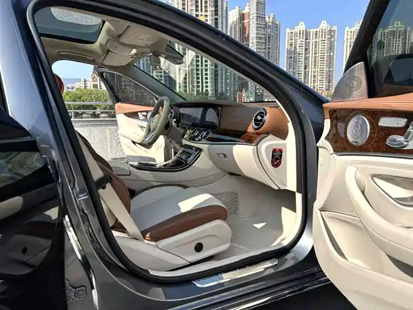 Mercedes-Benz E-Class 2020