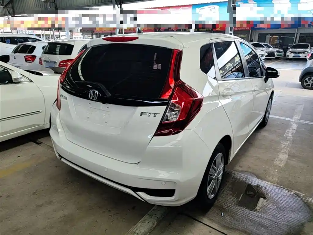 Honda Fit 2020 — фото 7