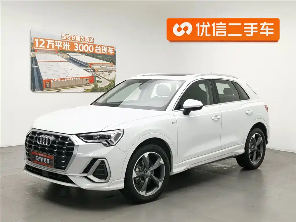Audi Q3 2019 — фото 1