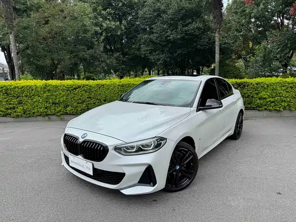 BMW 1 Series 2023