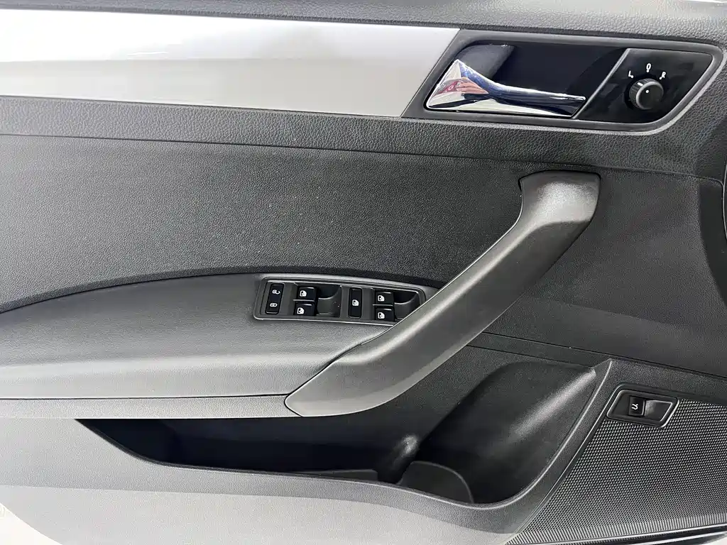 Skoda Rapid 2022 — фото 8