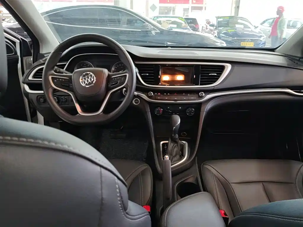 Buick Excelle 2021 — фото 10